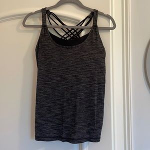 Lululemon Grey/Black Tank Top with Built-In Bra Size 6